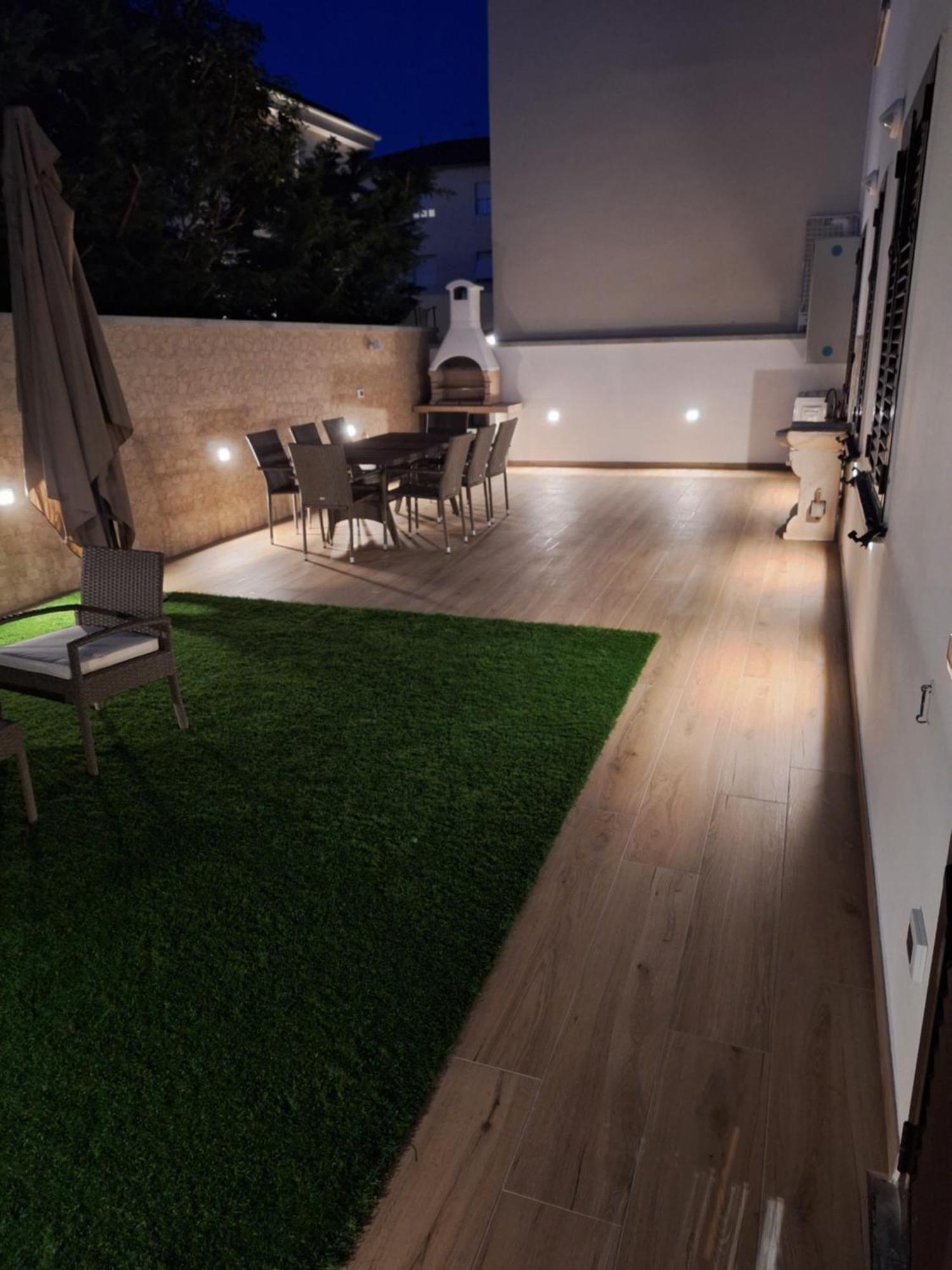 Dd House Family Holiday Apartment Cecina  Exterior photo